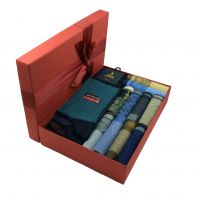 Мужские носки и носовые платки в подарок